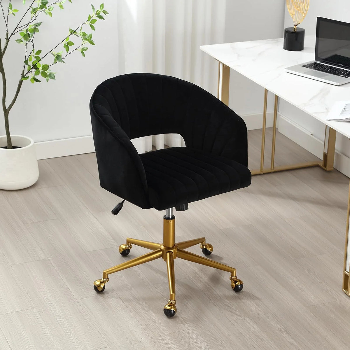 Home Office Swivel Desk Chair, Modern Velvet Vanity Chair, Height Adjustable Armchair with Gold Base, Ergonomic Office Chair for Task Study Computer Room, Beige