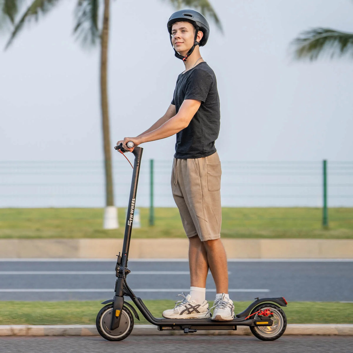 5TH WHEEL W16S 300W Electric Scooter with Turn Signal, 8.5” Solid Tires, 18mph & 12Miles Range, Folding Commuting E-Scooter for Adults with APP Control