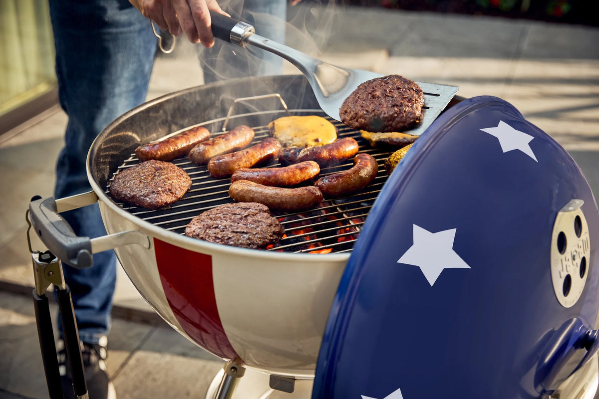 Weber Original Kettle 22-Inch Charcoal Grill, Black