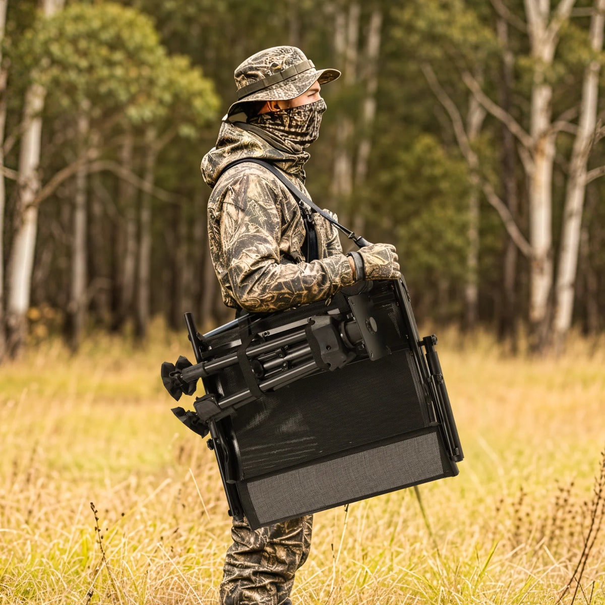 Danrelax 360�� Silent Camo Hunting Blind Chair, Armrests, Side Pouch, Telescopic Legs