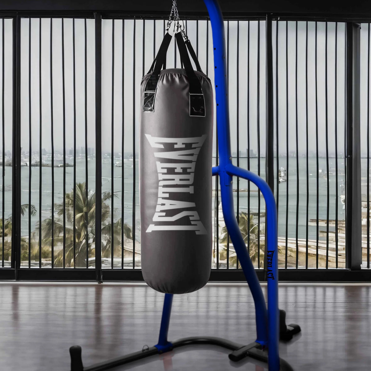 Everlast Single Station Heavy-Duty Punching Bag Stand, Powder-Coated Steel, 100 lb Capacity, Black