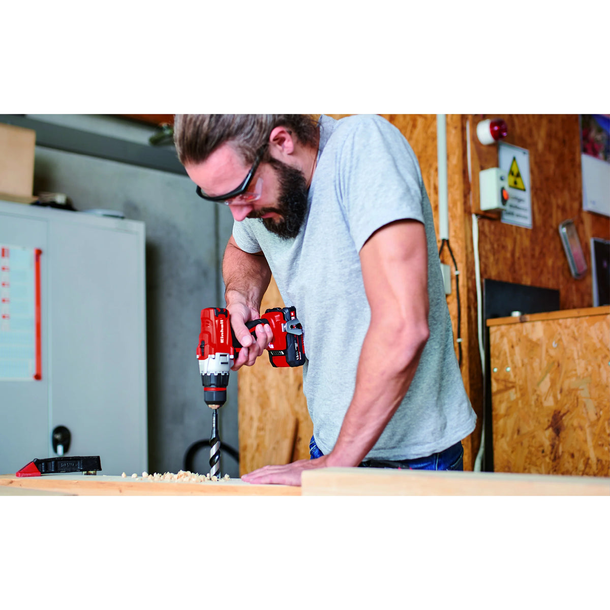 Einhell TE-CD 18/2 Li 18-Volt Power X-Change Cordless Drill Workshop Power Tool Kit, 3/8-Inch, W/ 1.5-Ah Battery