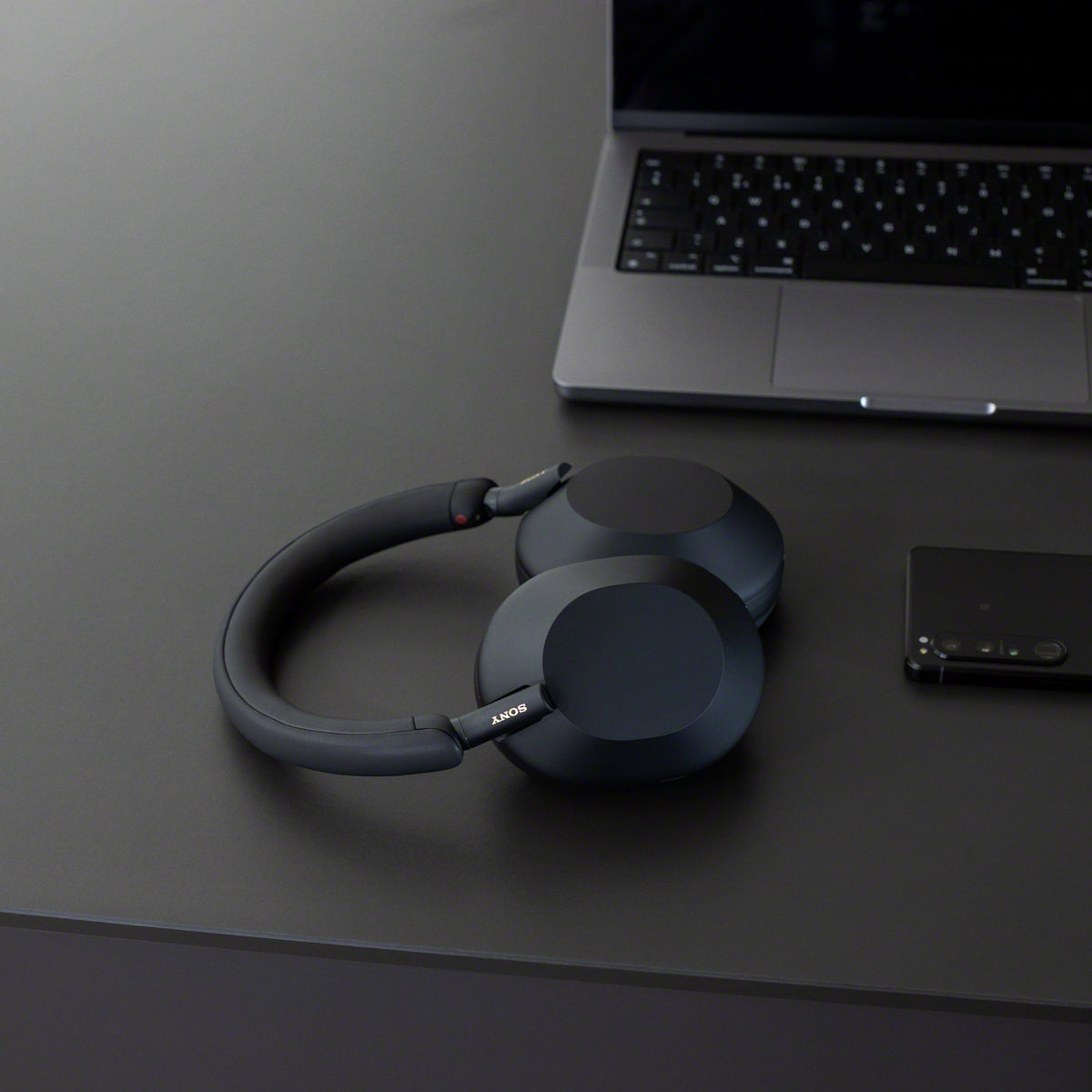 Sony WH1000XM5/SA Wireless Noise-Cancelling Over-the-Ear Headphones - Black, with Soft Case