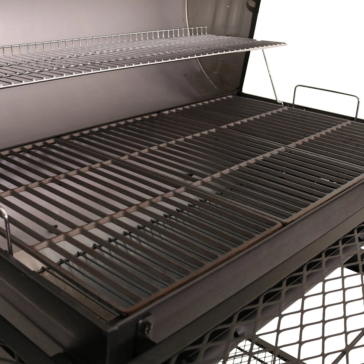 Char-Griller Pro Deluxe XL Charcoal Barrel Grill