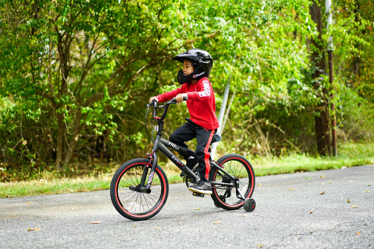 18" Kent Bicycle Abyss Freestyle BMX Bicycle, Fits Riders 3'2"-4'2", Gray, Child, Unisex