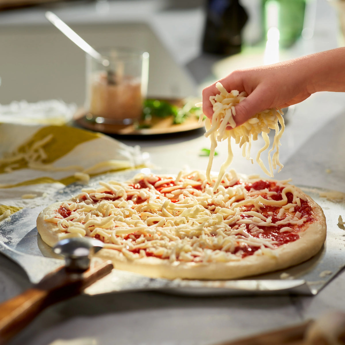 Cuisinart 12�?Electric Indoor Pizza Oven with Accessories