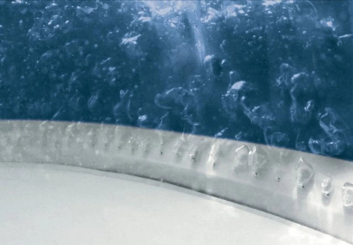 INTEX PureSpa�?Plus Bubble Inflatable Hot Tub Set - 4 Person Spa with Energy Efficient Spa Cover
